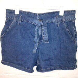 a.n.a. Women's Plus Size 18 Stretch Denim Hi Rise Paper Bag Belted Jean Shorts